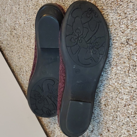 Dansko shoes - Picture 2 of 4